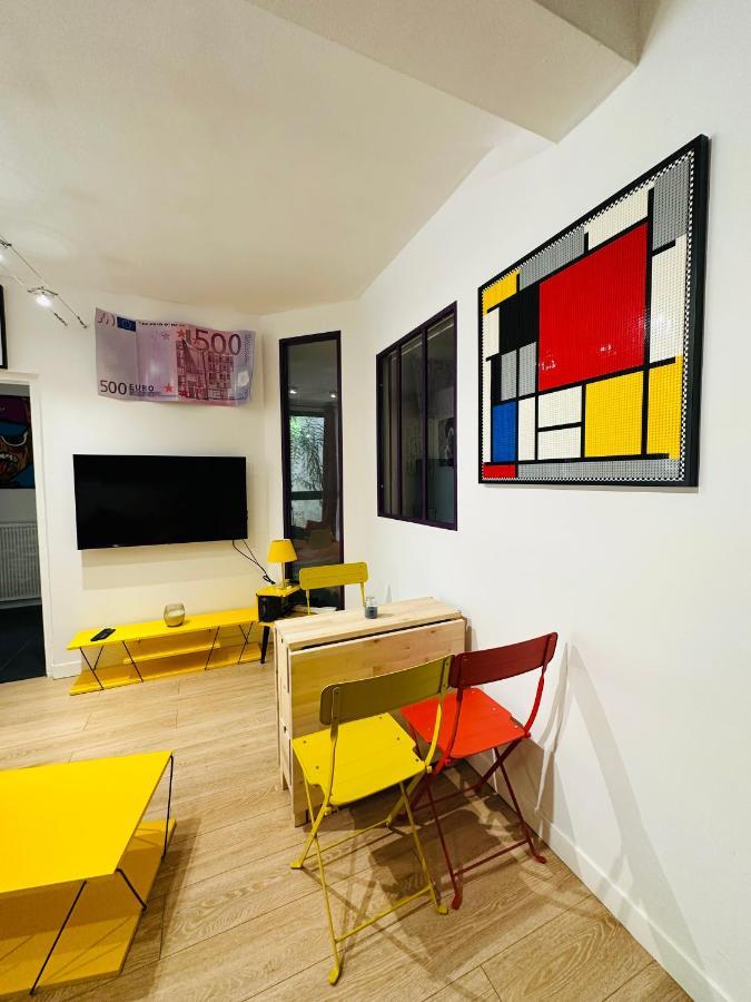 Pop Appart Appartement Artiste Configure En Galerie Dart A 200 M Du Centre Ville Avec Parking Prive Et Securise Gratuit Dans Copropriete アヴィニョン エクステリア 写真